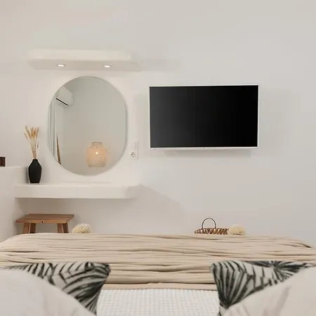 Naxos Poseidon * Naxos City